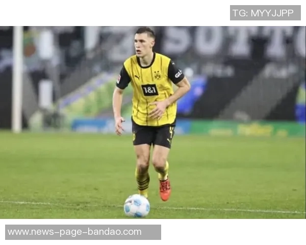 拜仁欲引进施洛特贝克多特尚未与其续约引关注 拜仁欲引进施洛特贝克多特尚未与其续约引关注